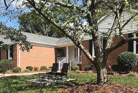 4th image of 2161 Wayles Ct