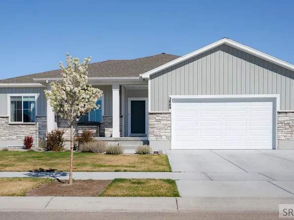 2889 N Curlew Dr, Idaho Falls, ID 83401