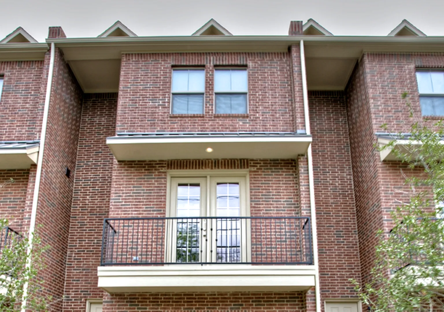 Miyama Cantey Townhomes 2816 — Photo 3