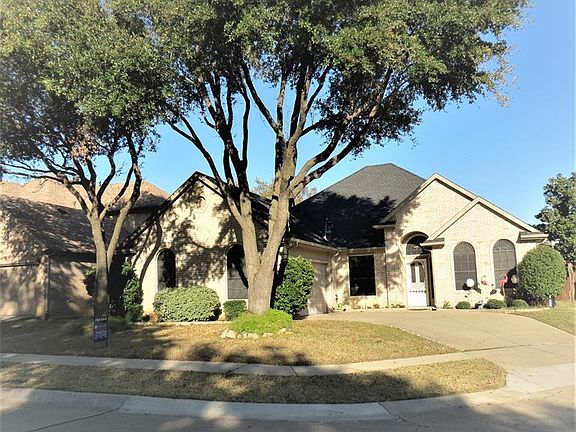 2nd image of 408 Canberra Ct