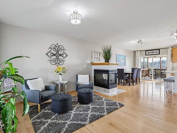 3rd image of 158 Eversull Ln