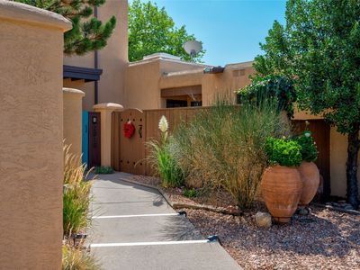 2917 Plaza Blanca, Santa Fe, NM, 87507