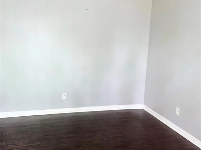 2719 Virginia St — Photo 2