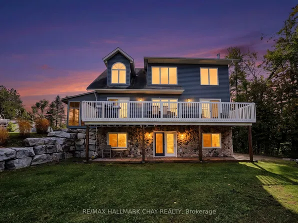 466 Beaumont Dr, Bracebridge, ON P1L 1X2