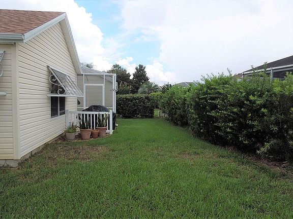 5th image of 1428 La Hermosa Dr