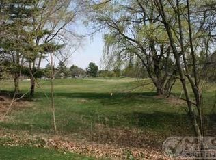 3443 Clearbrook Ct, Saugatuck, MI 49453