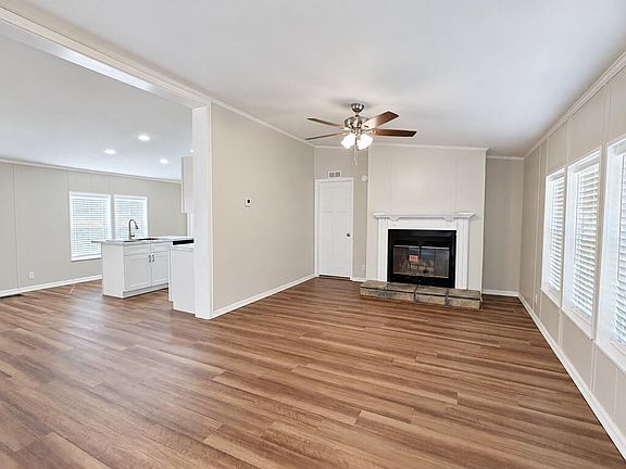 3rd image of 134 Shady Ln