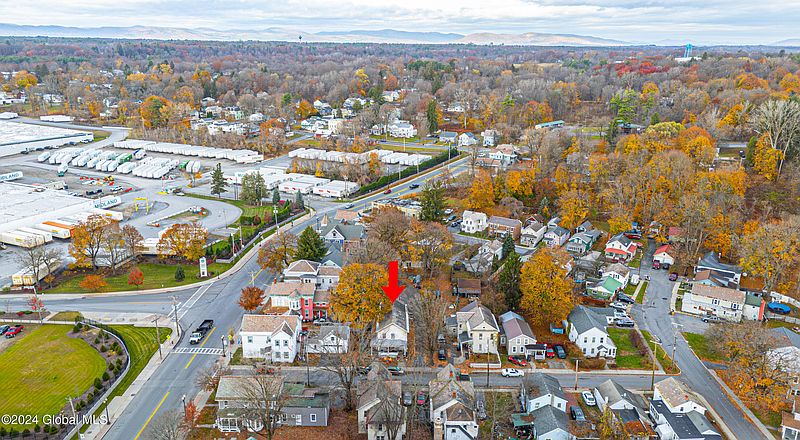 4th image of 3 Washington Street