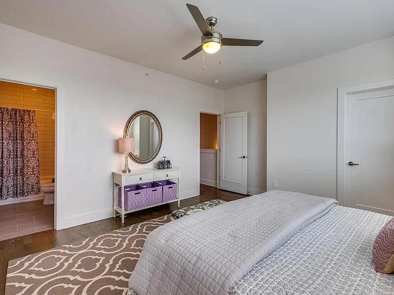710 Melpark Dr — Photo 11