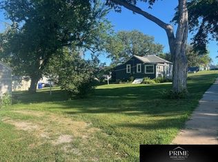 285 Locust St, Springfield, NE 68059