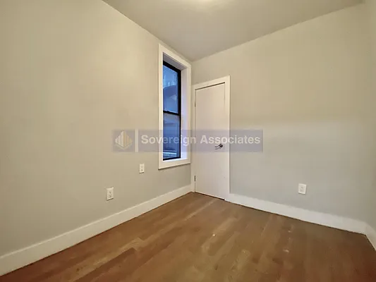 Rented by Sovereign Associates | media 22