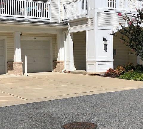 2nd image of 23530 Franklin D Roosevelt