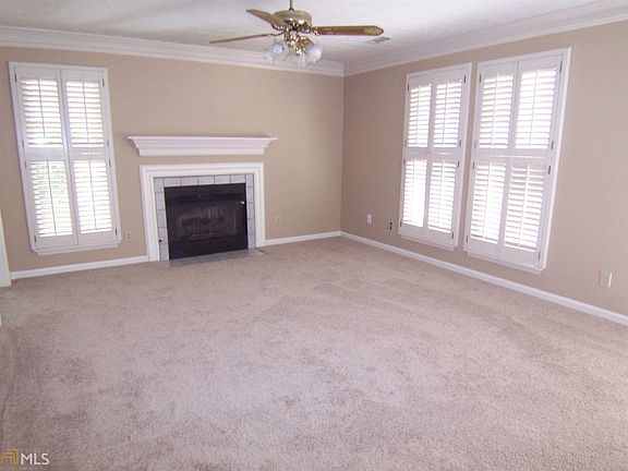 4th image of 182 Braelinn Ct #42