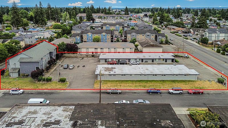 5th image of 7603 Pacific Avenue