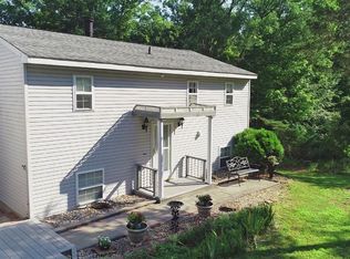 40 Water Front Dr, Creal Springs, IL 62922