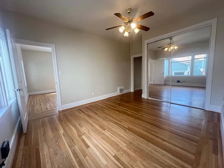 573 Wesley Ave #4 — Photo 19