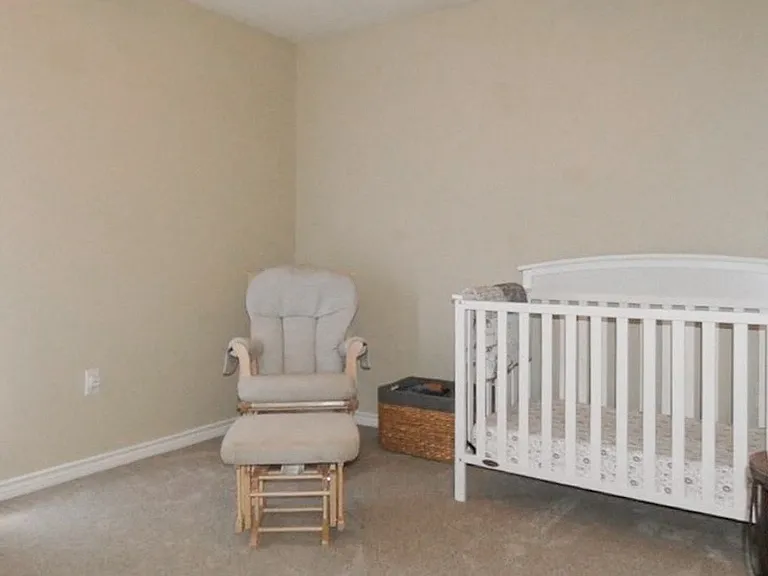 825 Huddleston Dr — Photo 8