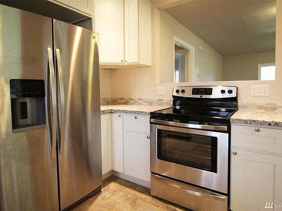 5th image of 5714 108th Avenue Ct E
