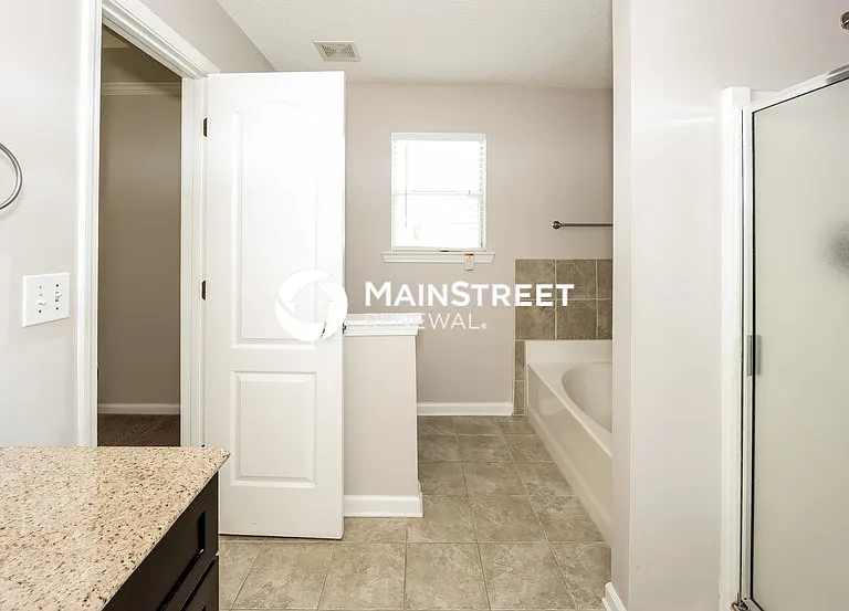 714 Rosewood Cir — Photo 16