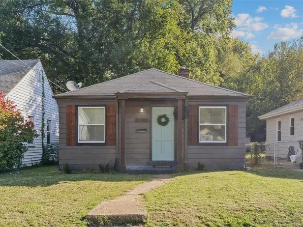 2746 Hermitage Ave, Saint Louis, MO 63143