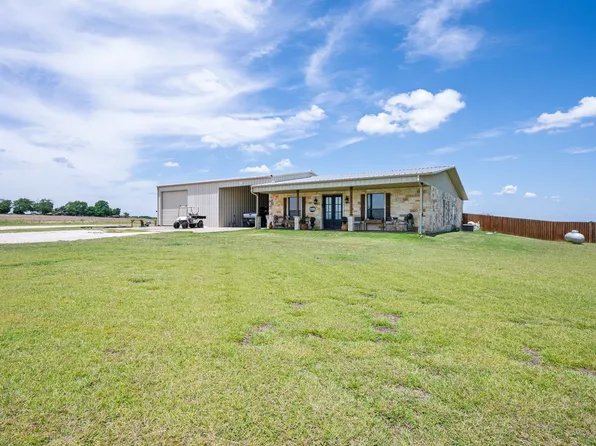 12102 Cedar Rock Pkwy, Crawford, TX 76638