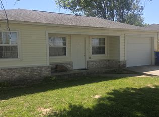 811 Spring Creek Rd, Lowell, AR 72745
