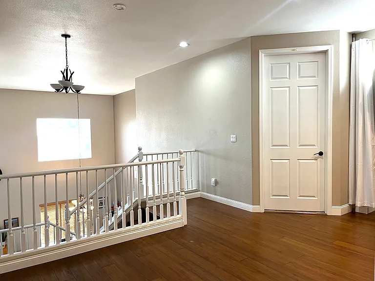 7729 Villa Gabriela Ave #B — Photo 32