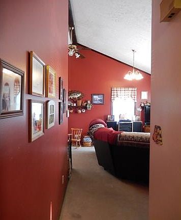 5th image of 19101 Braebrook Dr