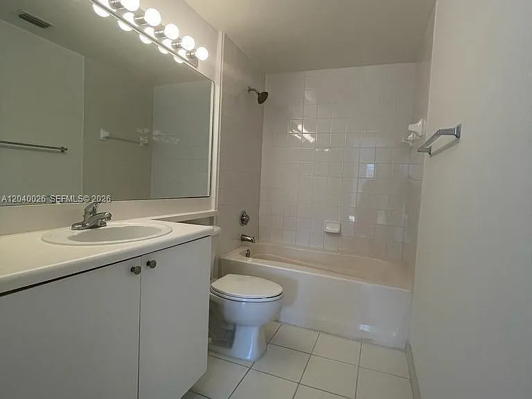 2240 E Preserve Way #104 — Photo 8