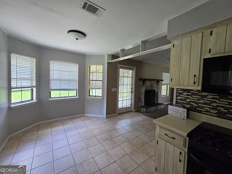 127 Summerfield Dr — Photo 42