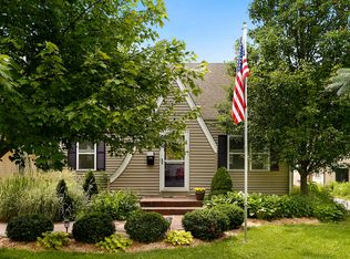 446 Madison St, Batavia, IL 60510