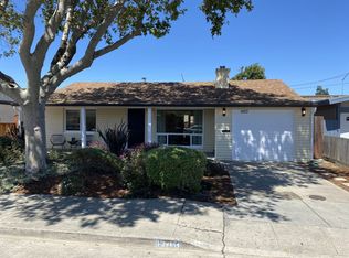 4113 Branson Dr, San Mateo, CA 94403