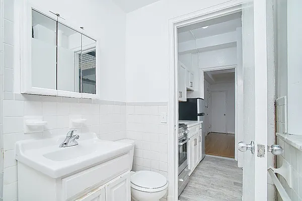 Rented by Living New York | media 32