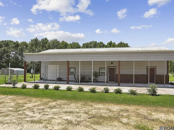 11710 Peairs Rd, Zachary, LA 70791