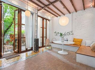 658 Leonard St #1, Brooklyn, NY 11222
