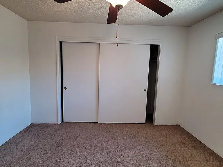 4213 Charter Oaks Ave — Photo 9