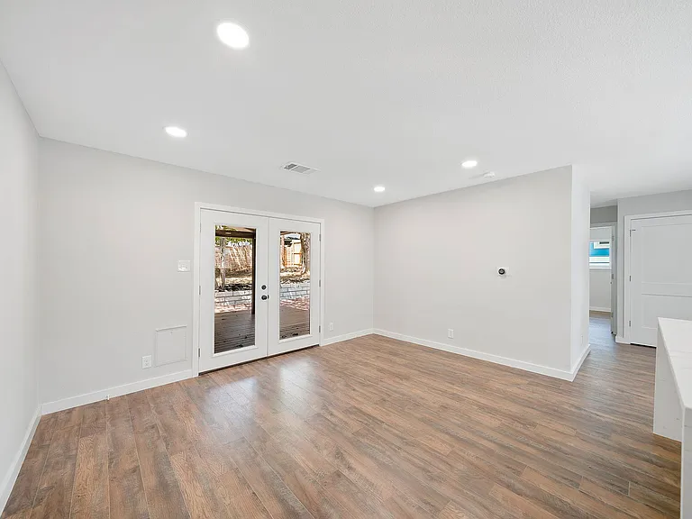 6810 Bryn Mawr Dr — Photo 11