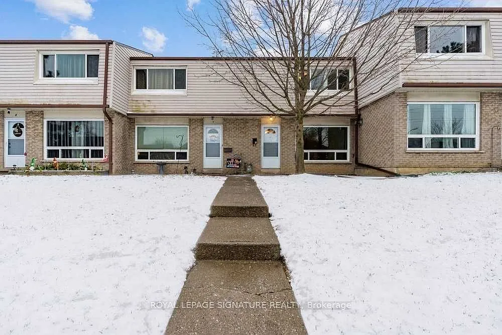 3 bed, $2,500 — Photo 1