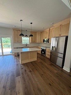 3rd image of 32 Murphy Dr