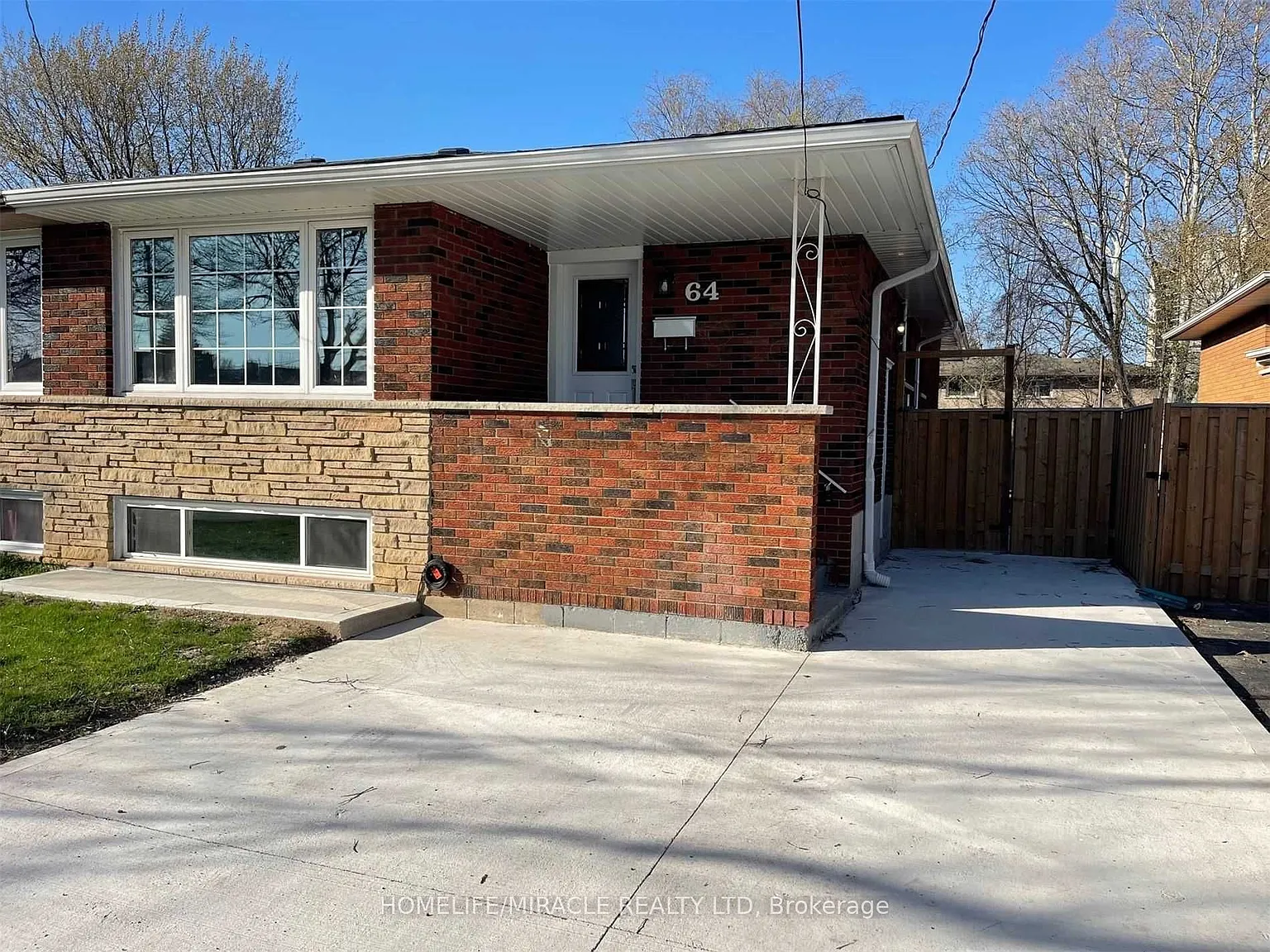 3 bed, $2,000 — Photo 1