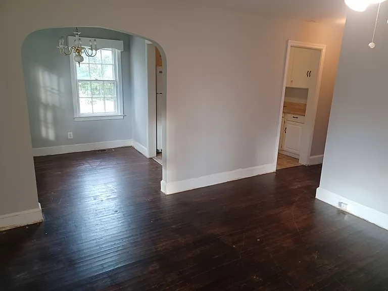 511 Houston St — Photo 7