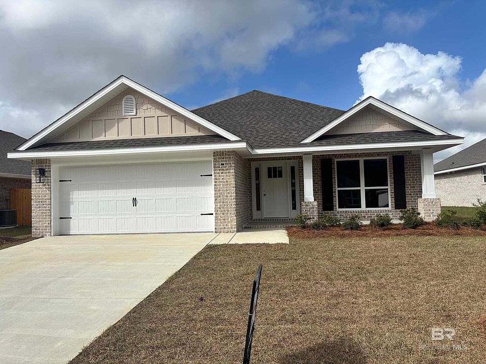 1st image of 627 Mayflower Dr