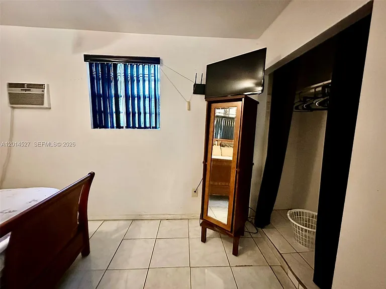 4733 NW 192nd St #EFFICIENCY — Photo 10
