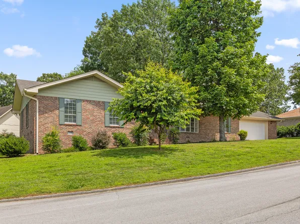 1003 Stone Crest Cir, Chattanooga, TN 37421