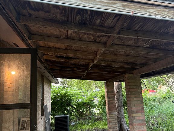 5th image of 1625 N Olive
