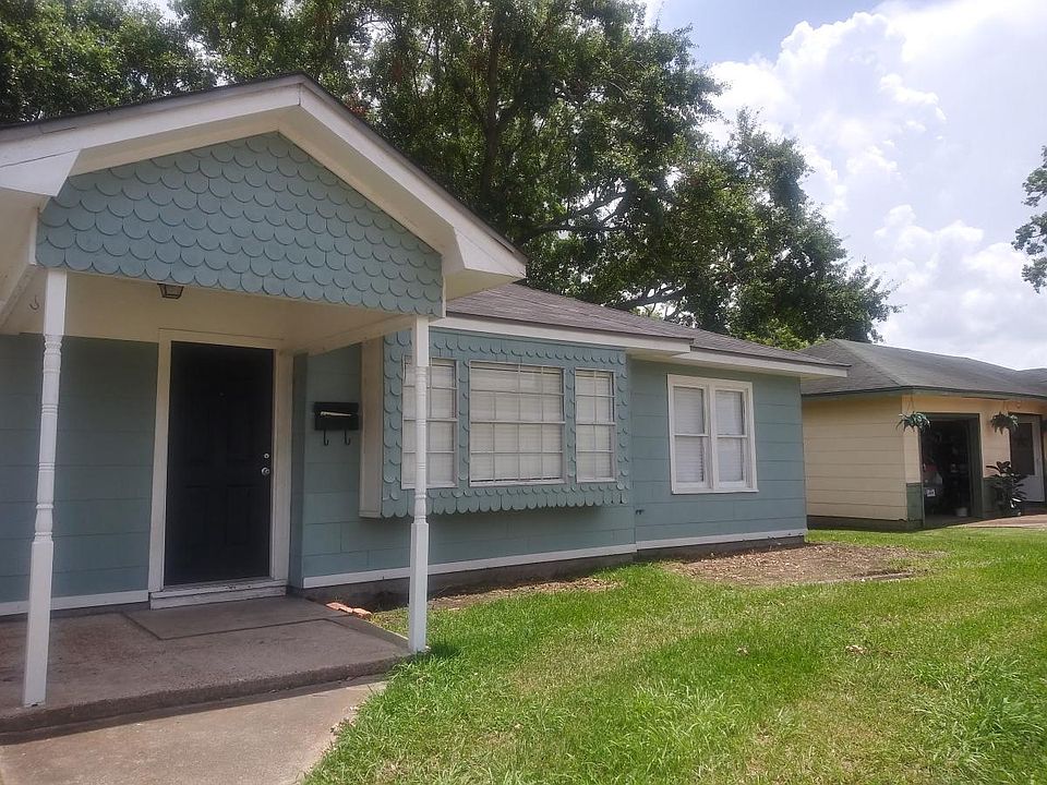 1st image of 2203 Helena Ave