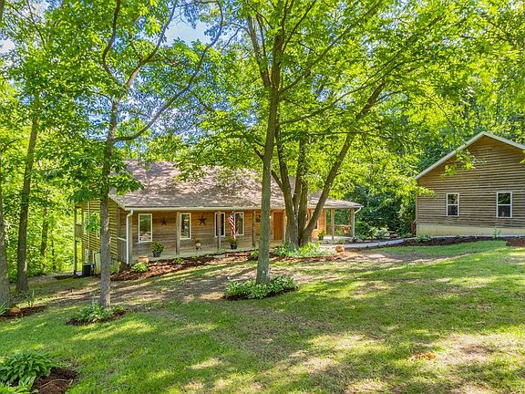 3rd image of 351 Heritage Dr