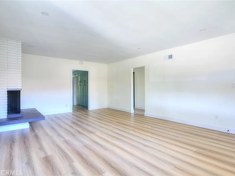 1032 S Golden W #C — Photo 6