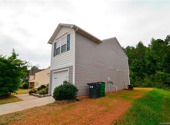 2nd image of 9415 Bradstreet Commons Way #22
