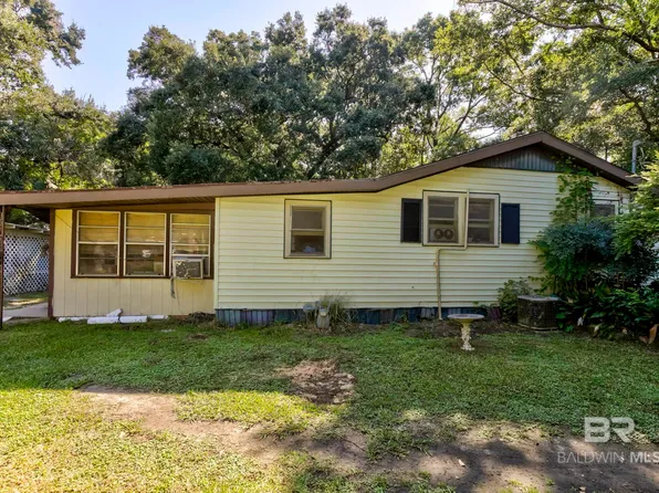 365 Young St, Fairhope, AL 36532